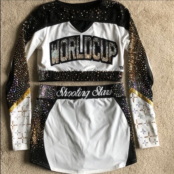 Iso cheer uniforms looking for cheer uniforms - Picture 1 of 16